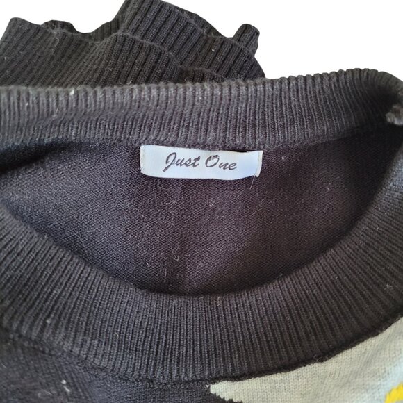 Cute sweater from JUST ONE with embroidered design - Picture 5 of 6